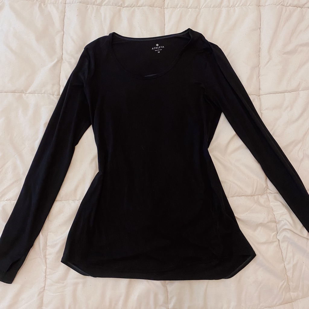 Athleta Long Sleeve Top Size Medium